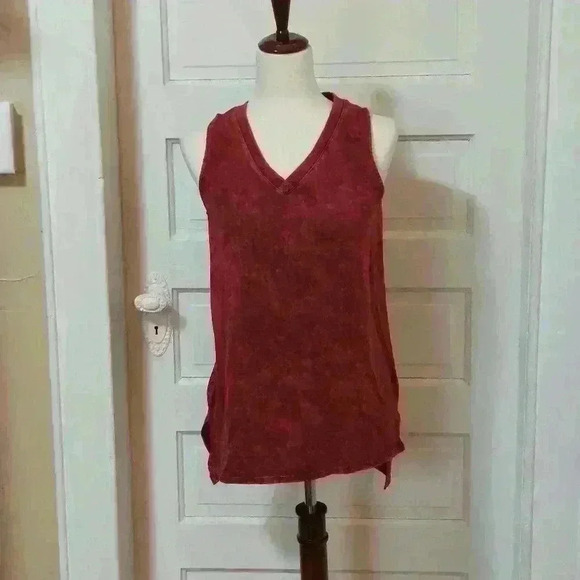 Tunic Tank Top Cabernet - Picture 1 of 3